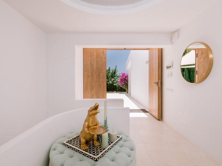 Villa for Sale in Santa Eulalia Del Río, Balearic Islands 9