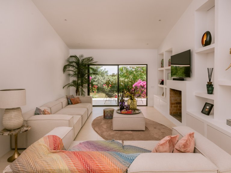Villa for Sale in Santa Eulalia Del Río, Balearic Islands 13