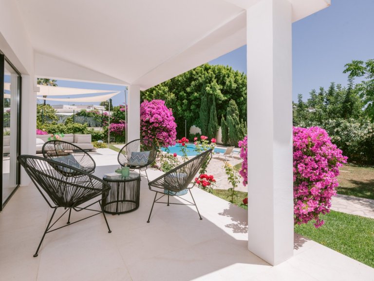 Villa for Sale in Santa Eulalia Del Río, Balearic Islands 5