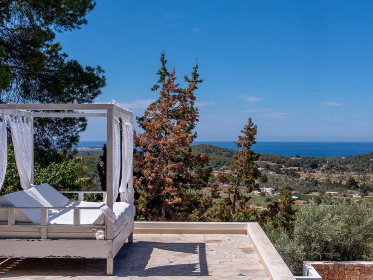 Villa for Sale in Sant Josep De Sa Talaia, Balearic Islands 32