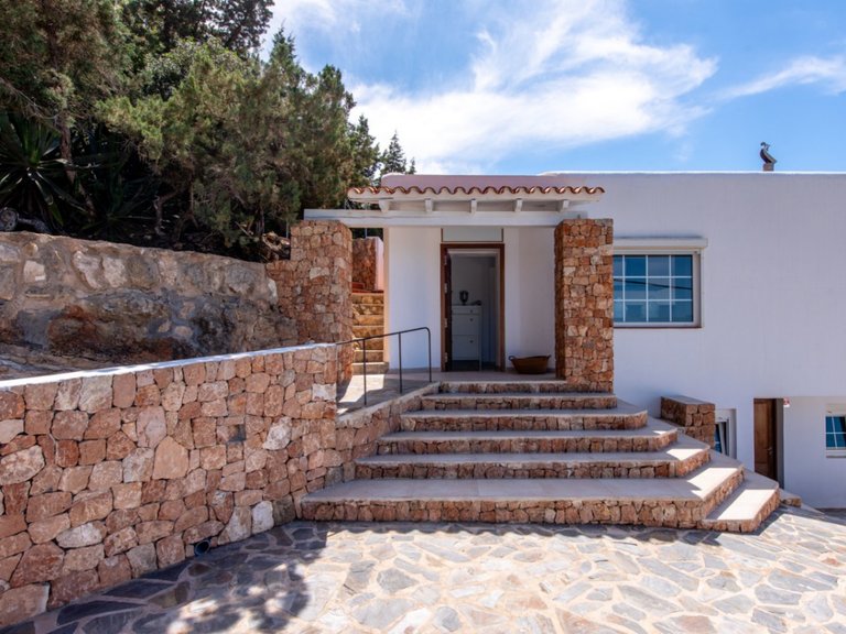 Villa for Sale in Sant Josep De Sa Talaia, Balearic Islands 40