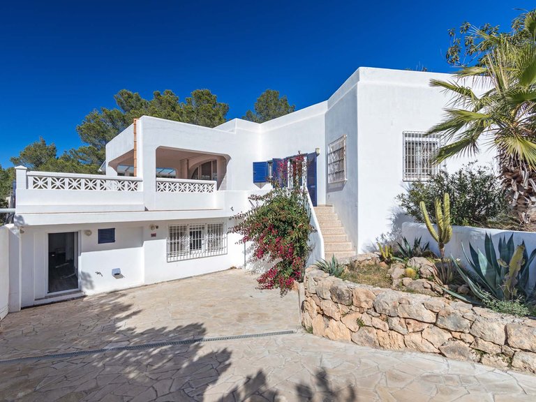 Villa for Sale in Sant Josep De Sa Talaia, Balearic Islands 9