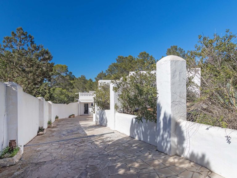 Villa for Sale in Sant Josep De Sa Talaia, Balearic Islands 50