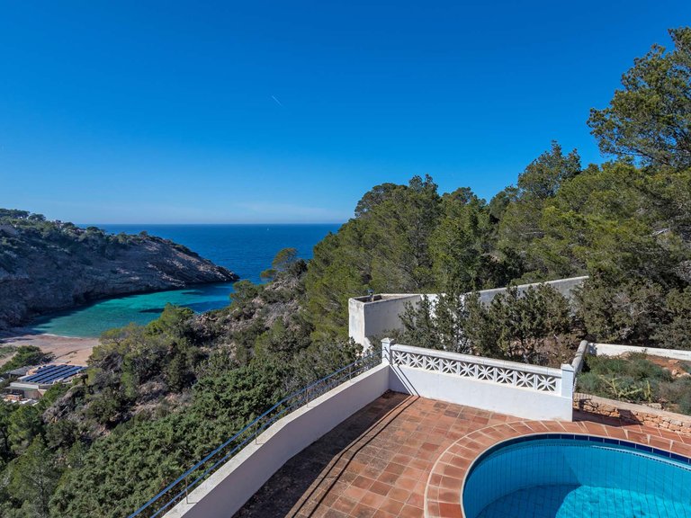 Villa for Sale in Sant Josep De Sa Talaia, Balearic Islands 1
