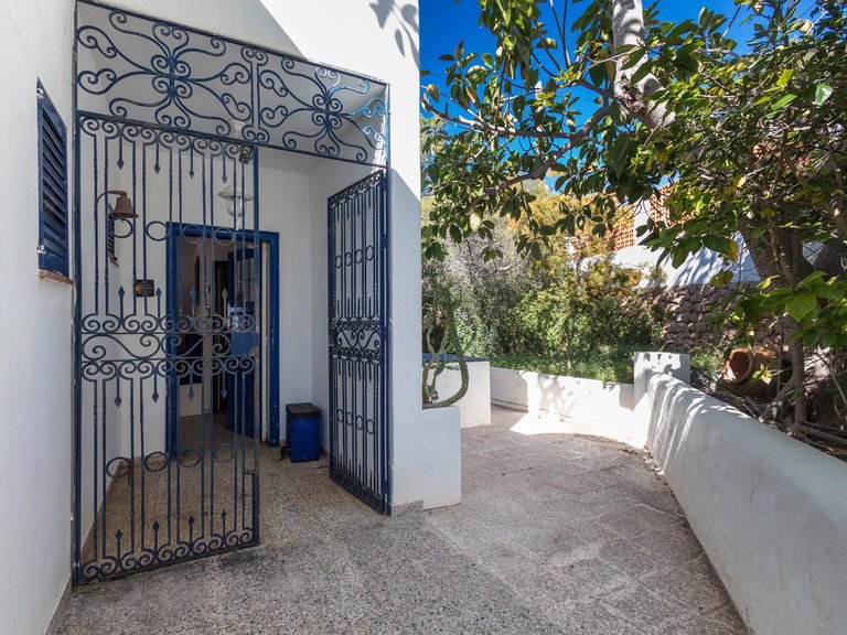 Villa for Sale in Sant Josep De Sa Talaia, Balearic Islands 27