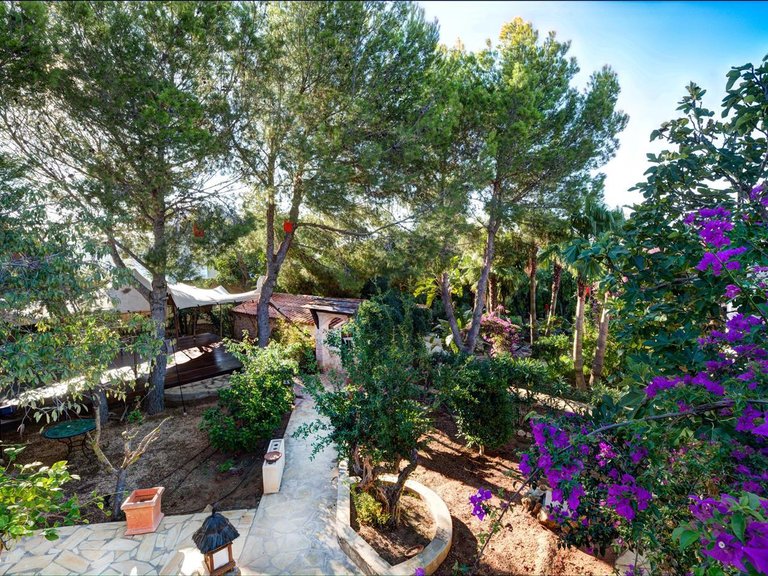 Villa for Sale in Santa Eulalia Del Río, Balearic Islands 8