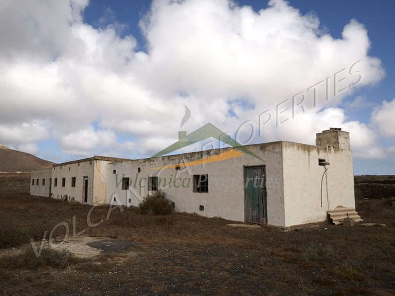 Villa for Sale in Tinajo, Las Palmas 12