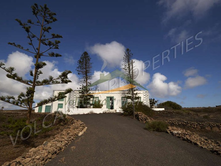 Villa for Sale in Tinajo, Las Palmas 23