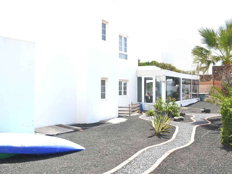 Villa for Sale in Tías, Las Palmas 3