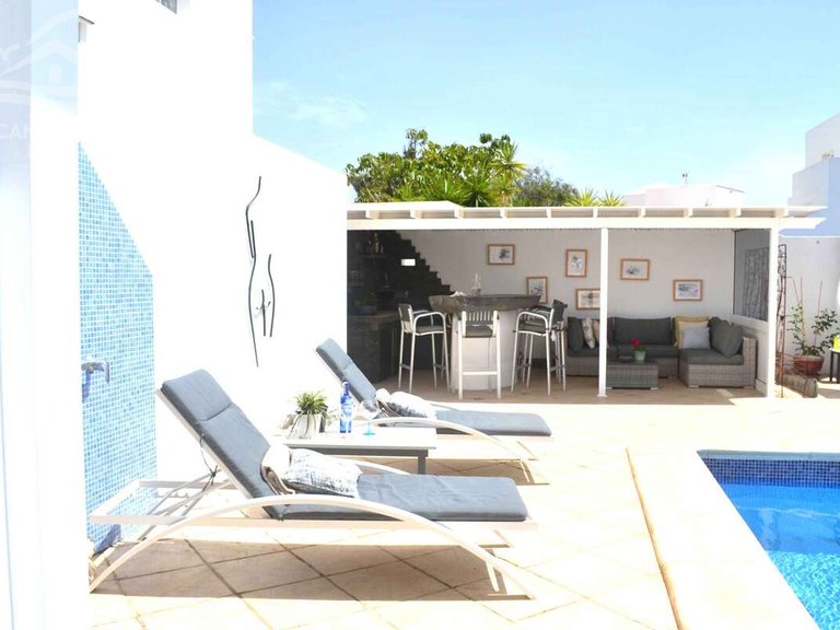 Villa for Sale in Tías, Las Palmas 4