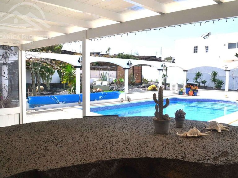 Villa for Sale in Tías, Las Palmas 40
