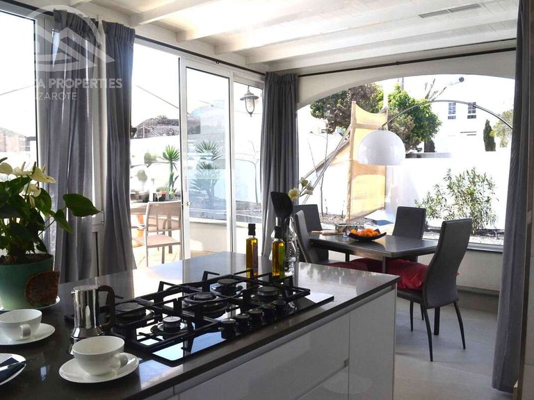 Villa for Sale in Tías, Las Palmas 8