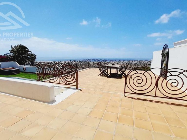 Villa for Sale in San Bartolomé, Las Palmas 10