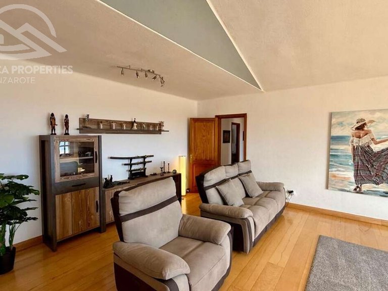 Villa for Sale in San Bartolomé, Las Palmas 19