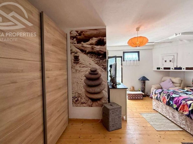 Villa for Sale in San Bartolomé, Las Palmas 37