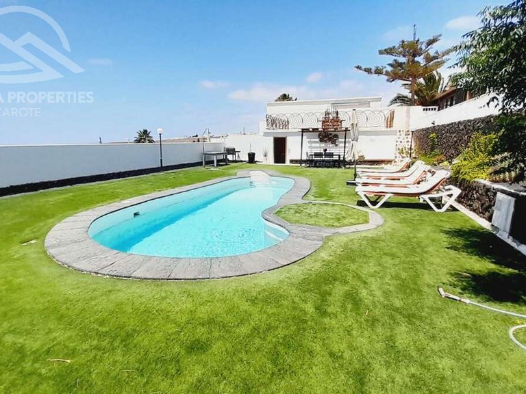 Villa for Sale in San Bartolomé, Las Palmas 5