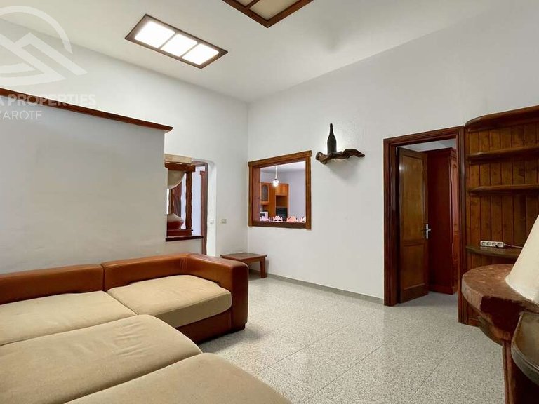 Villa for Sale in Yaiza, Las Palmas 13