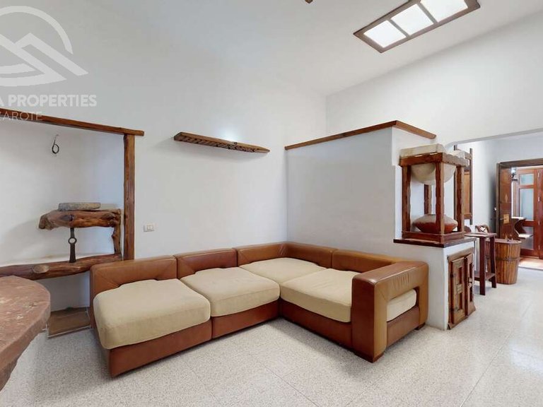 Villa for Sale in Yaiza, Las Palmas 21