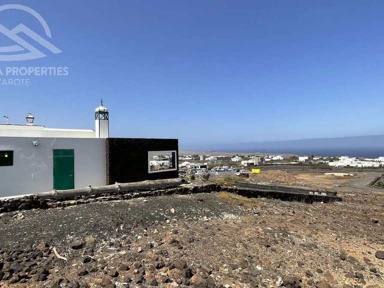 Villa for Sale in Yaiza, Las Palmas 33