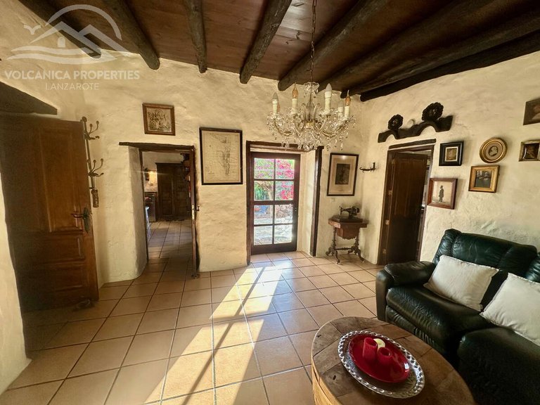 Villa for Sale in Teguise, Las Palmas 19