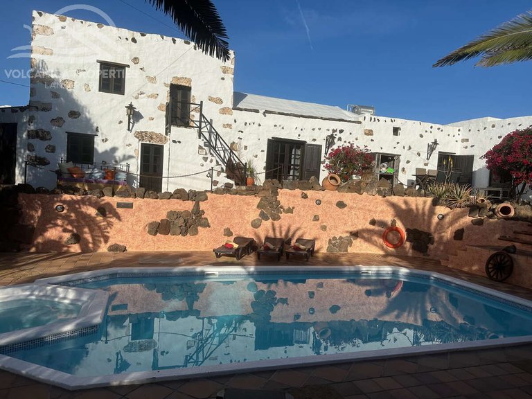 Villa for Sale in Teguise, Las Palmas 32