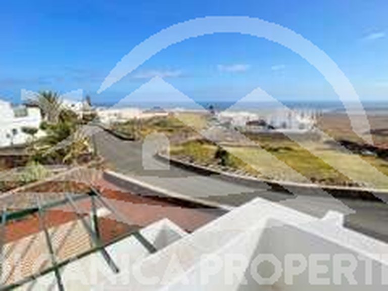 Villa for Sale in Breñas, Las (yaiza), Las Palmas 16