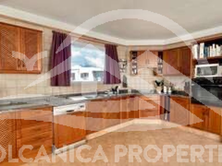 Villa for Sale in Breñas, Las (yaiza), Las Palmas 32