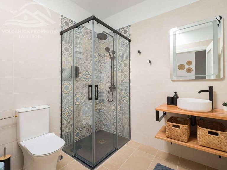 Villa for Sale in Yé, Las Palmas 11