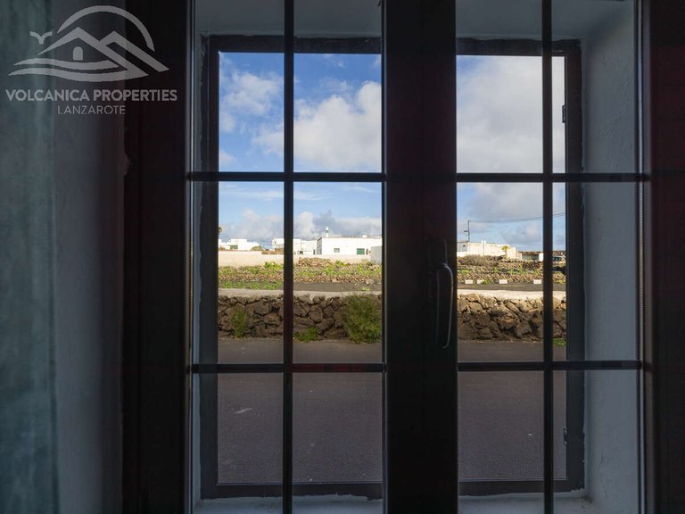 Villa for Sale in Yé, Las Palmas 39