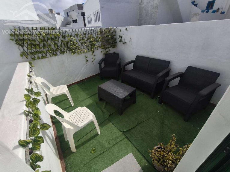 Villa for Sale in Orzola, Las Palmas 1