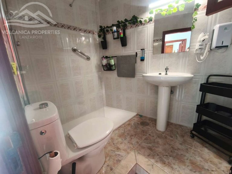 Villa for Sale in Orzola, Las Palmas 7