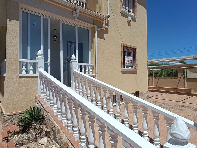 Villa for Sale in Orihuela Costa, Alicante 2