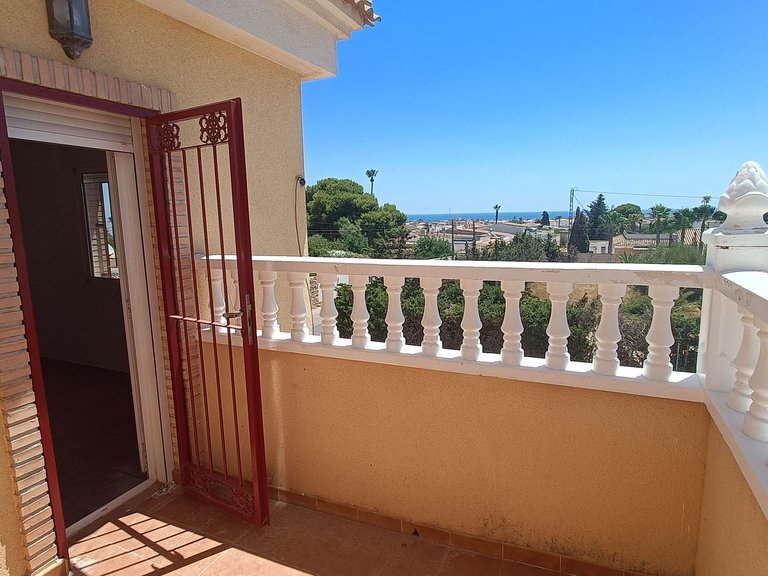 Villa for Sale in Orihuela Costa, Alicante 19
