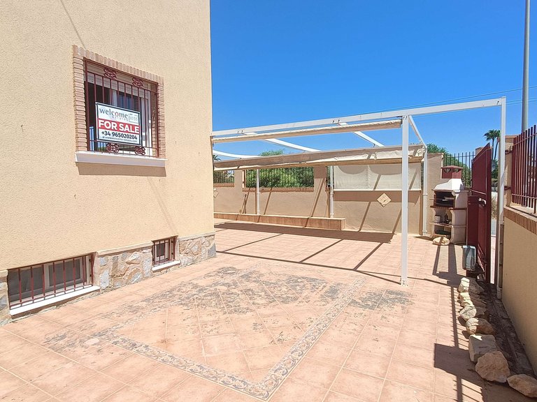 Villa for Sale in Orihuela Costa, Alicante 43