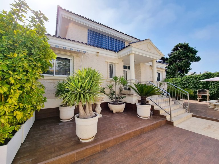 Villa for Sale in La Mata, Alicante 25