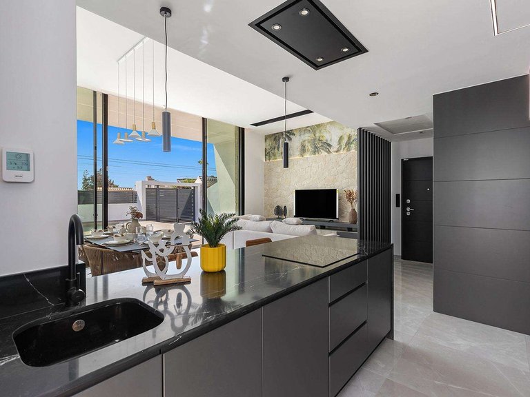 Villa for Sale in Torrevieja, Alicante 30