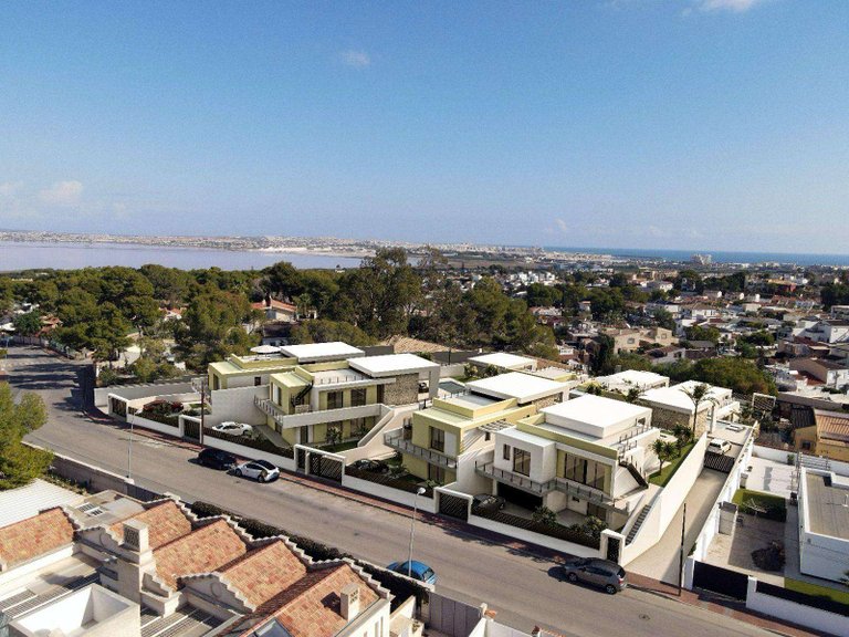 Villa for Sale in Torrevieja, Alicante 5