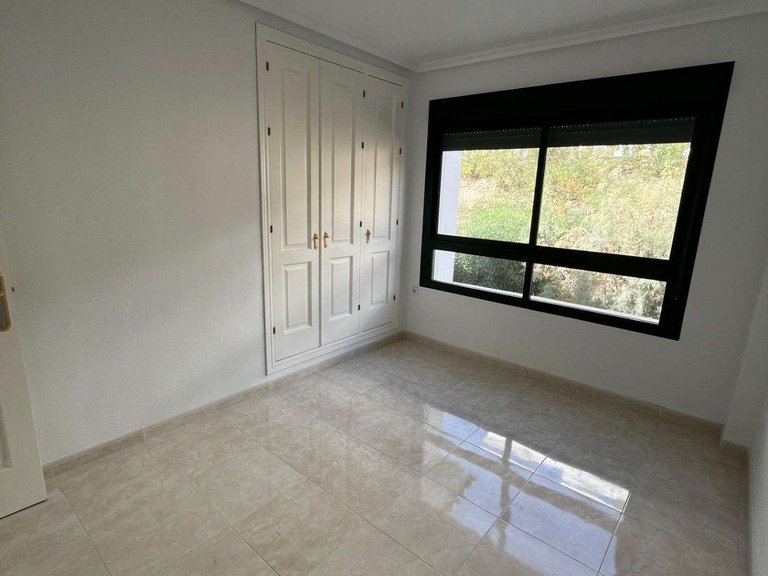 Apartment for Sale in Lomas De Campoamor, Alicante 18