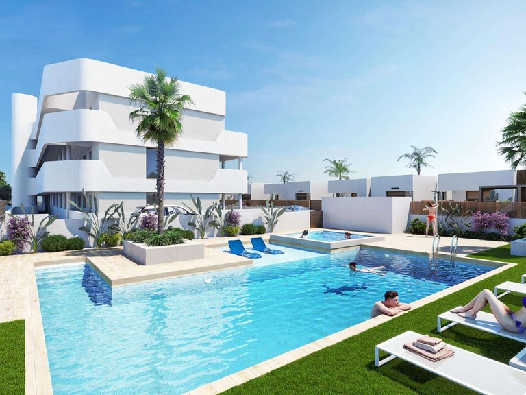 Apartment for Sale in Los Alcazares, Murcia 1