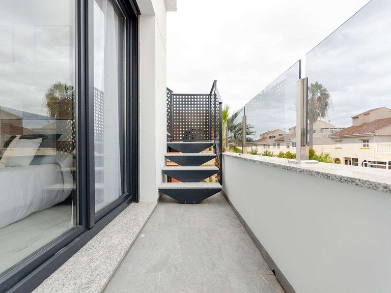 Villa for Sale in Torrevieja, Alicante 36