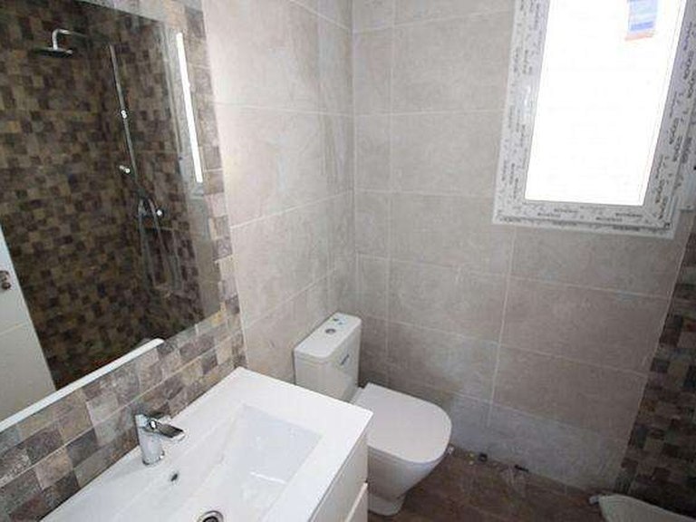 Villa for Sale in Pinoso, Alicante 17