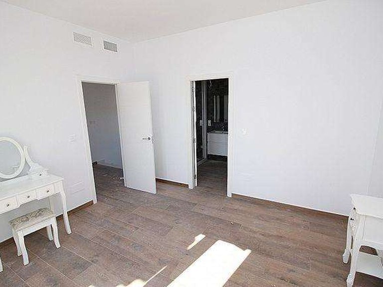 Villa for Sale in Pinoso, Alicante 11