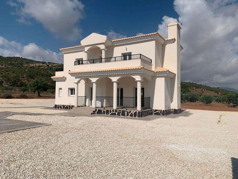 Villa for Sale in Pinoso, Alicante 52