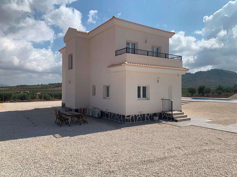 Villa for Sale in Pinoso, Alicante 53