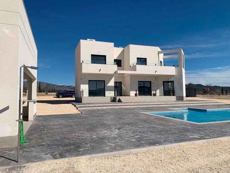 Villa for Sale in Pinoso, Alicante 21