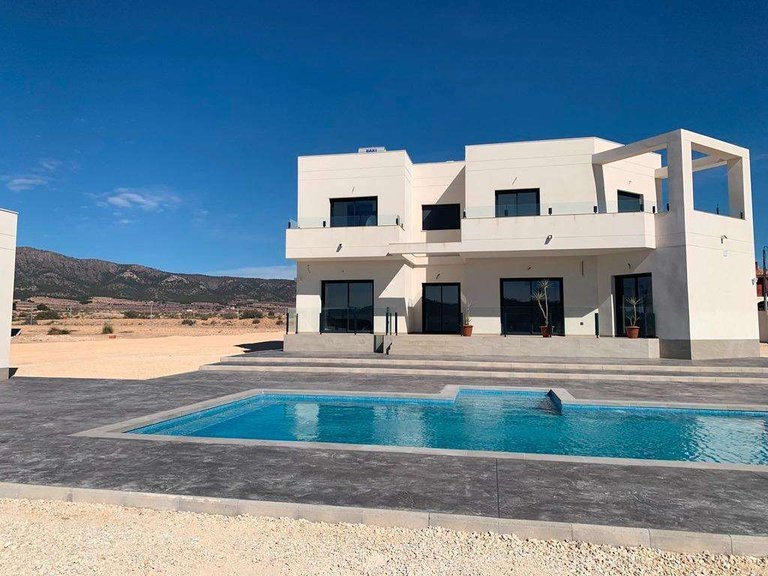 Villa for Sale in Pinoso, Alicante 23