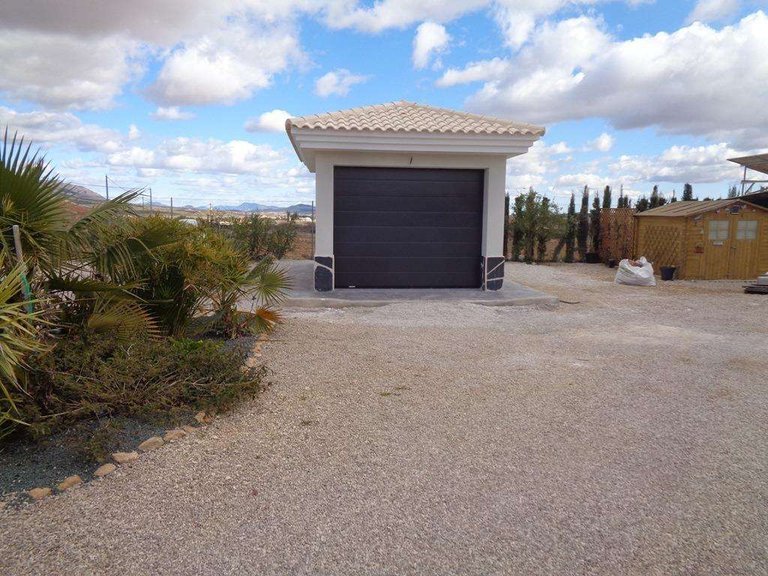 Villa for Sale in Pinoso, Alicante 17