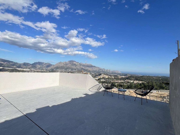 Town House for Sale in Polop, Alicante 10