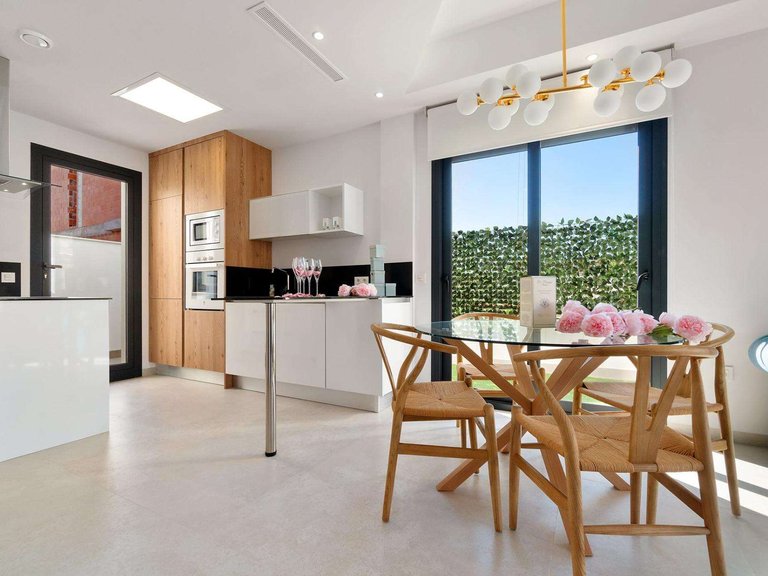 Villa for Sale in Los Montesinos, Alicante 11