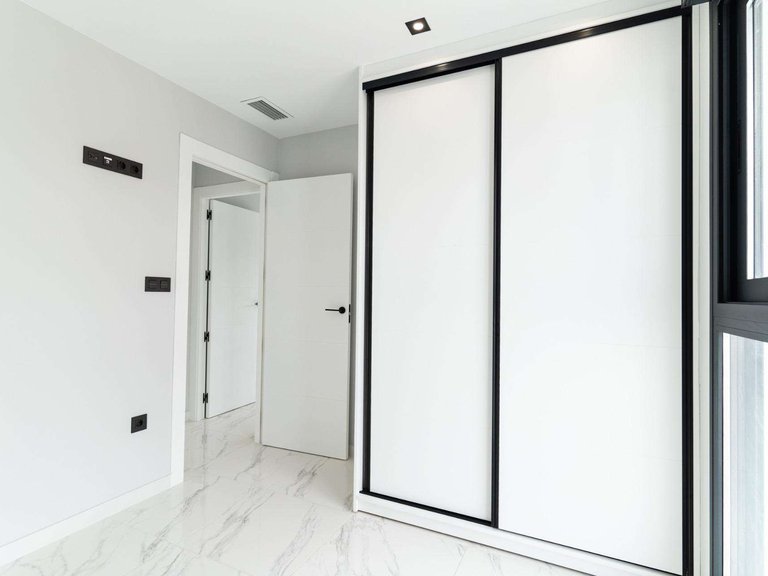 Villa for Sale in Punta Prima, Alicante 38